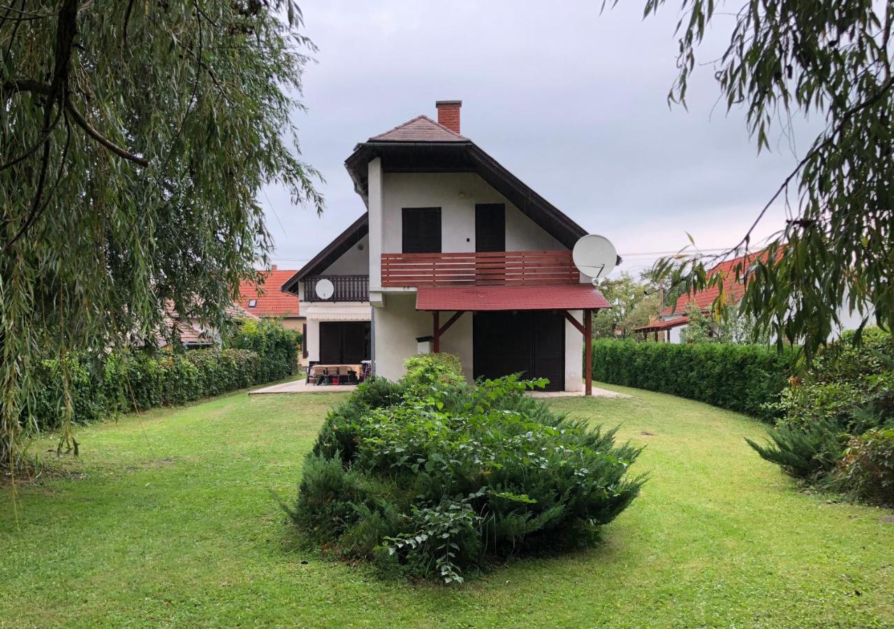 Maria Villa Balatonmariafurdo Exterior photo